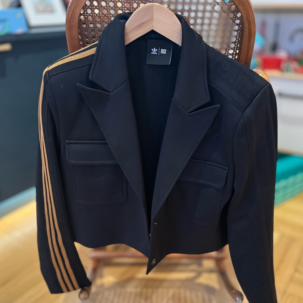 IVY PARK Cropped Black Blazer with Gold Stripes - Picture 2 of 5